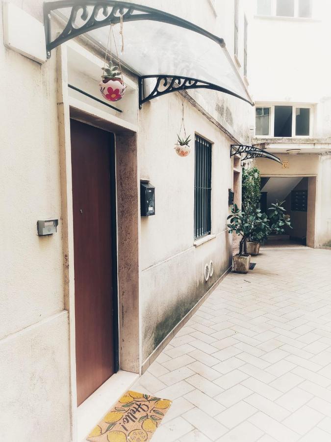 Apartmán Dimora Ninfee Řím Exteriér fotografie